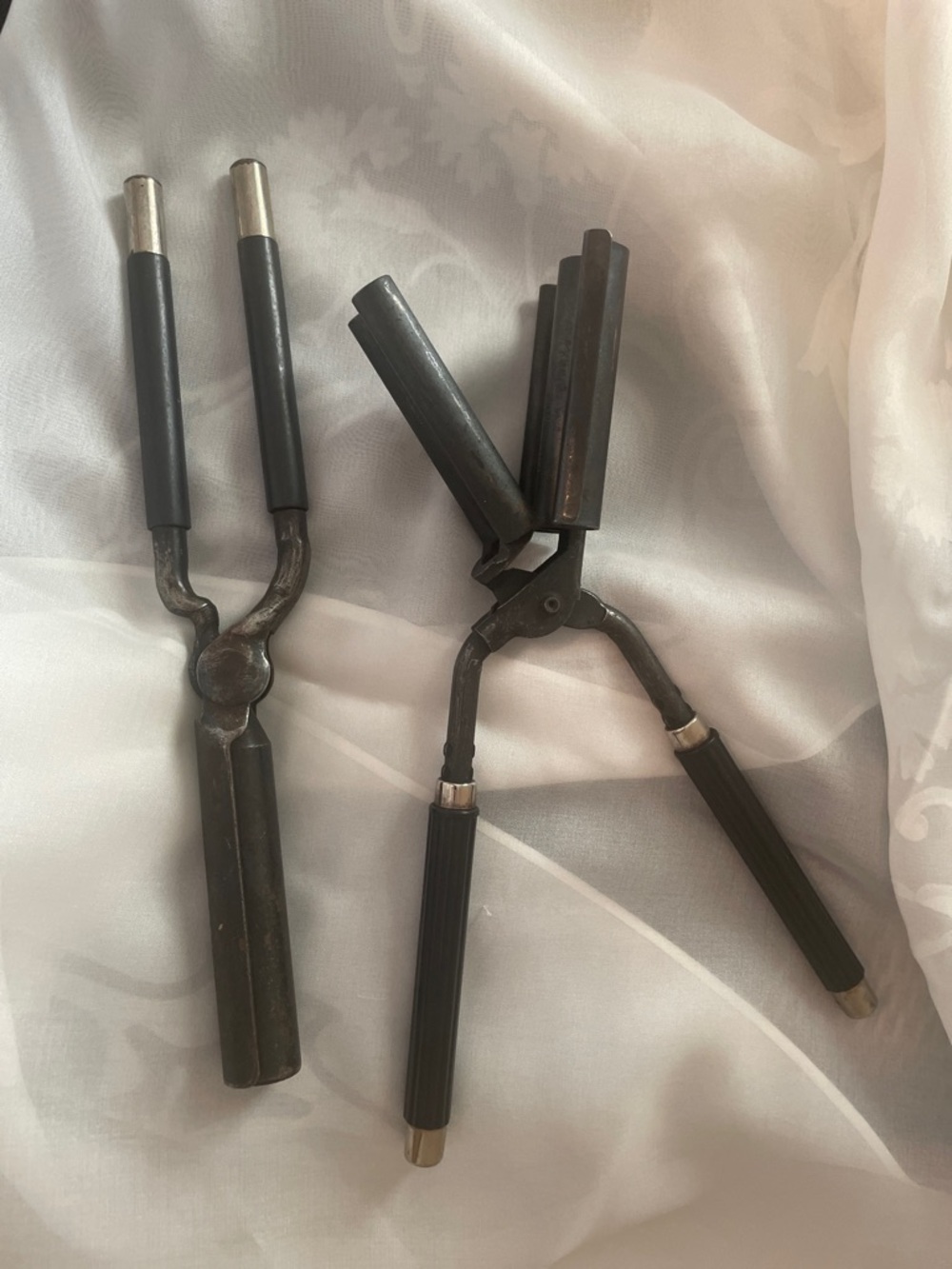 Vintage Triple-Barrel Hair Waver by Stella  Vintage Single Barrel  by Katuri